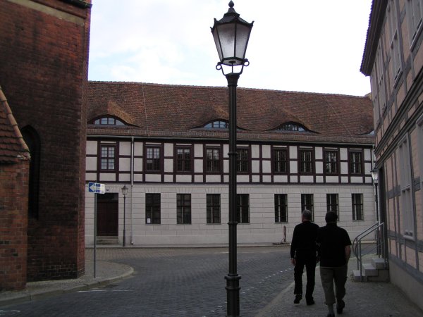 zur&uuml;ck zur Seite