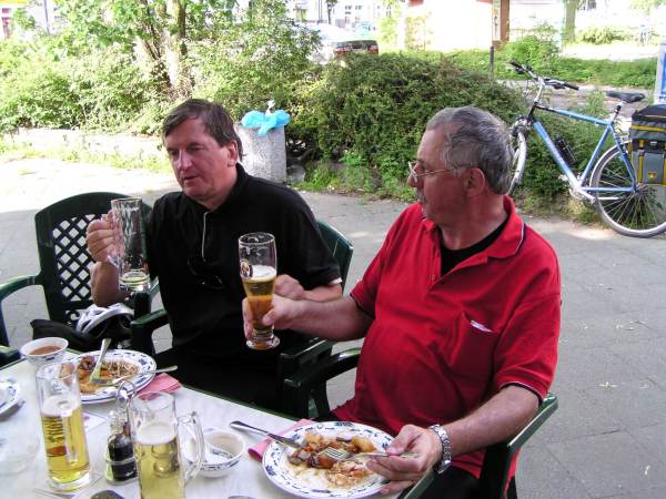 zur&uuml;ck zur Seite