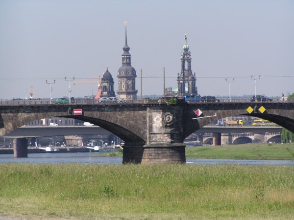 zur&uuml;ck zur Seite
