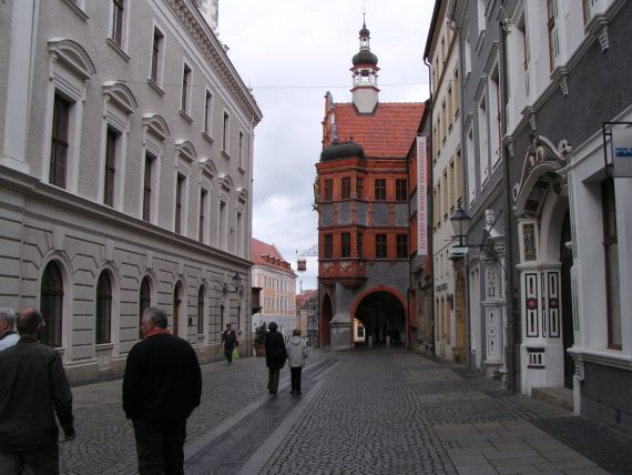 zur&uuml;ck zur Seite