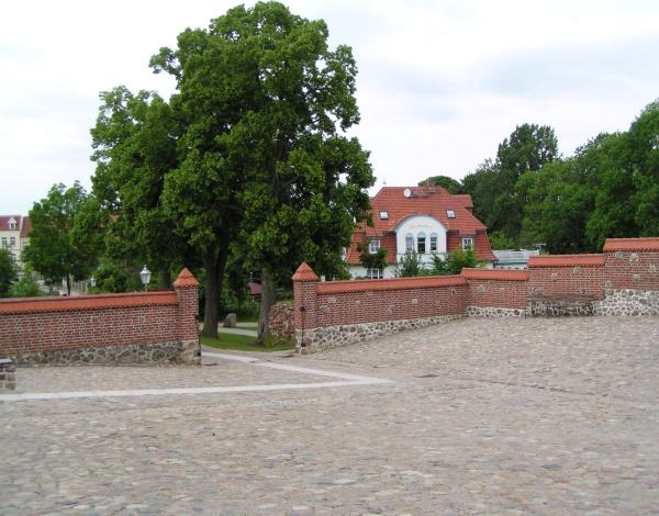 Zur&uuml;ck